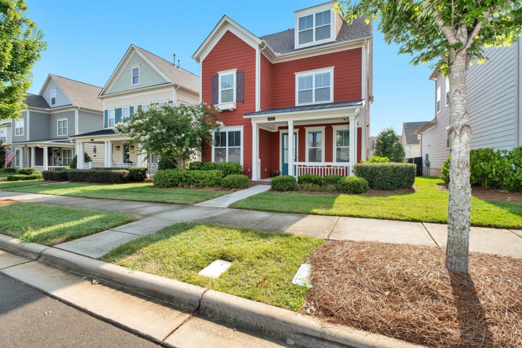 Beautiful Lawn Care after being cut | Caver Enterprises, LLC